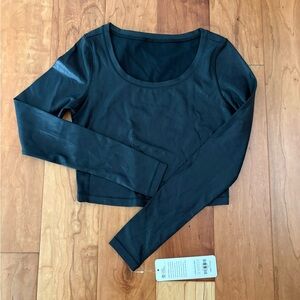 CRZ Yoga Black shiny cropped l/s top